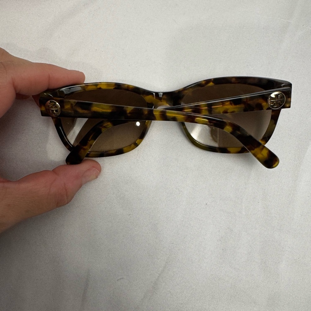 Tory Burch Tortoise Shell Sunglasses - Picture 3 of 7